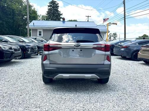 2022 Kia Seltos LX