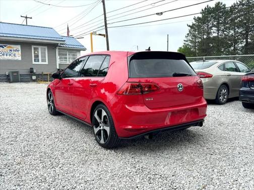 2015 Volkswagen Golf GTI 2.0T S 4-Door