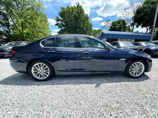 2015 BMW 528 528i