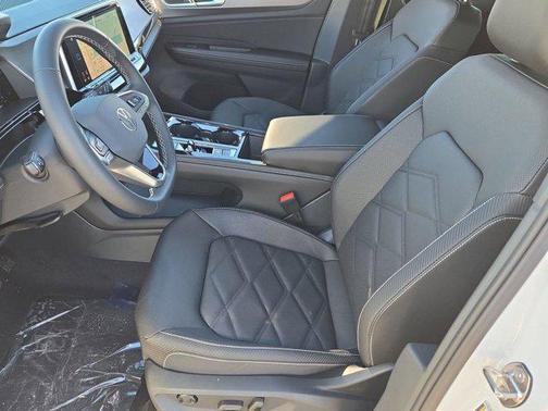 2026 Volkswagen Atlas Cross Sport 2.0T SE w/Technology 4MOTION