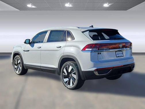 2026 Volkswagen Atlas Cross Sport 2.0T SE w/Technology 4MOTION