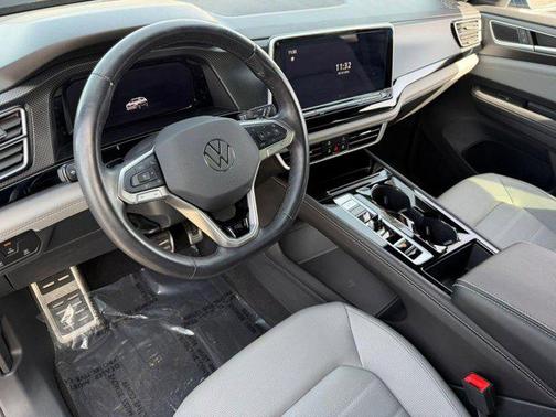 2024 Volkswagen Atlas Cross Sport 2.0T SEL