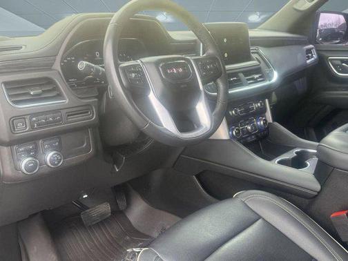 Midnight Blue Metallic 2022 GMC Yukon SLT