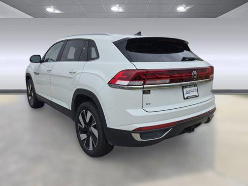 2024 Volkswagen Atlas Cross Sport 2.0T SE w/Technology 4MOTION