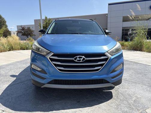 2017 Hyundai TUCSON Night