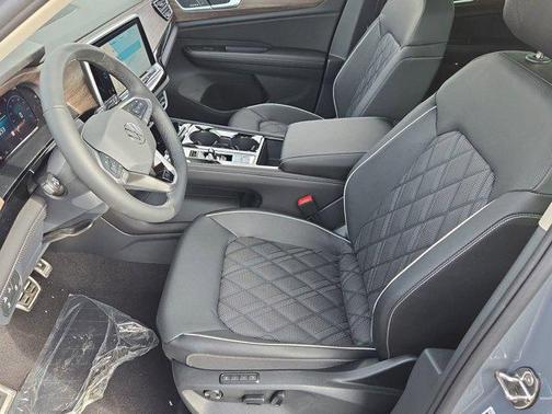 2026 Volkswagen Atlas 2.0T SEL Premium R-Line 4MOTION