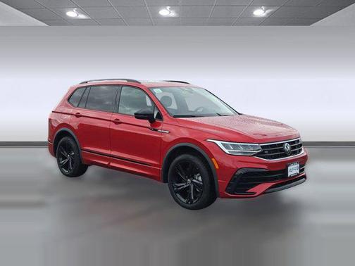 2024 Volkswagen Tiguan 2.0T SE R-Line Black 4MOTION