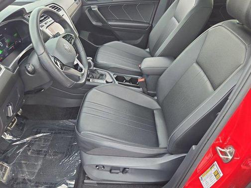 2024 Volkswagen Tiguan 2.0T SE R-Line Black 4MOTION