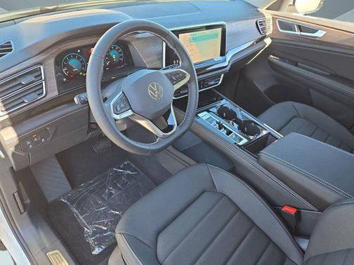 opal white pearl 2026 Volkswagen Atlas 2.0T SEL