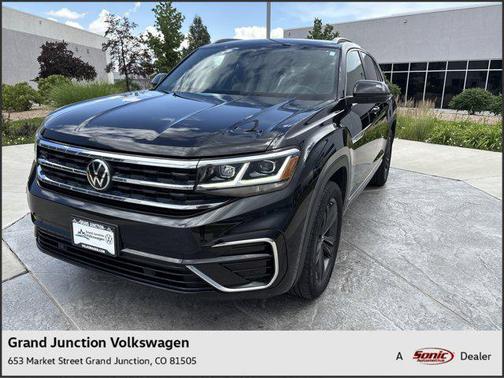 2022 Volkswagen Atlas Cross Sport 3.6L V6 SEL R-Line