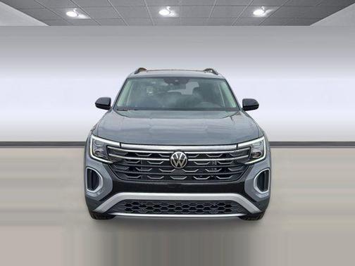 2026 Volkswagen Atlas Peak Edition