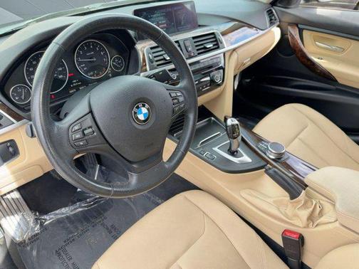 2017 BMW 320 i