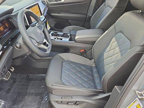 2026 Volkswagen Atlas Cross Sport 2.0T SEL Premium