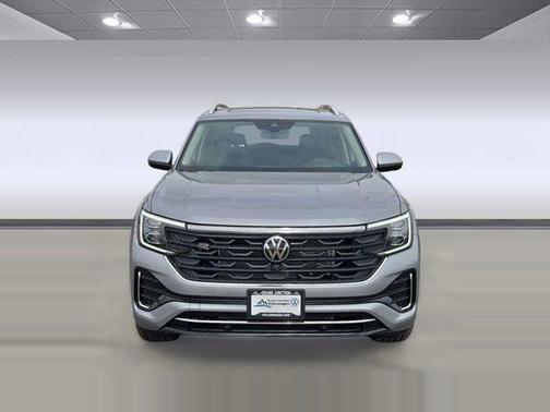 Silver Mist Metallic 2026 Volkswagen Atlas 2.0T SEL Premium R-Line 4MOTION