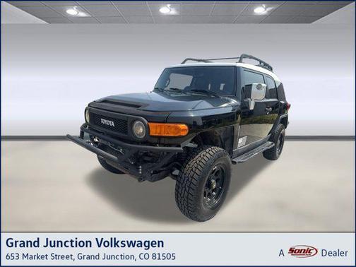 2013 Toyota FJ Cruiser Base