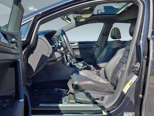 2016 Volkswagen Golf GTI 2.0T Autobahn w/Performance Package 4-Door