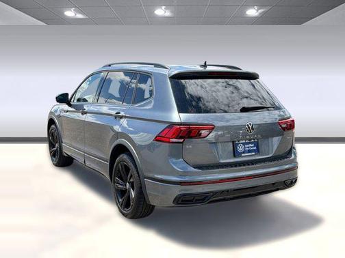 Platinum Gray Metallic 2024 Volkswagen Tiguan 2.0T SE R-Line Black 4MOTION