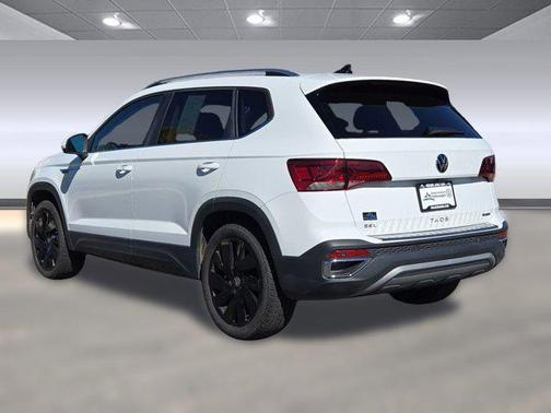 2024 Volkswagen Taos 1.5T SEL