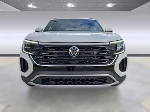 2026 Volkswagen Atlas Cross Sport 2.0T SE w/Technology 4MOTION