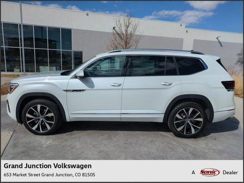 2025 Volkswagen Atlas 2.0T SEL Premium R-Line 4MOTION