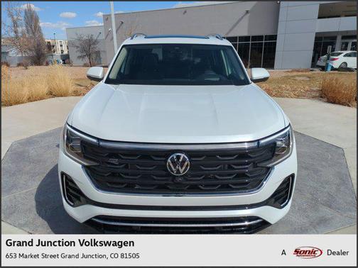 2025 Volkswagen Atlas 2.0T SEL Premium R-Line 4MOTION