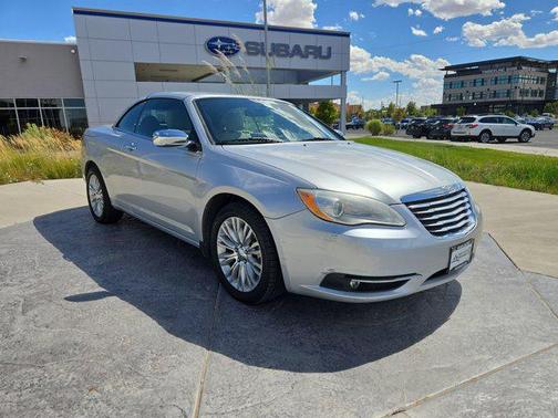 2011 Chrysler 200 Limited