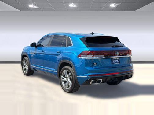 Kingfisher Blue Metallic 2024 Volkswagen Atlas Cross Sport 2.0T SEL