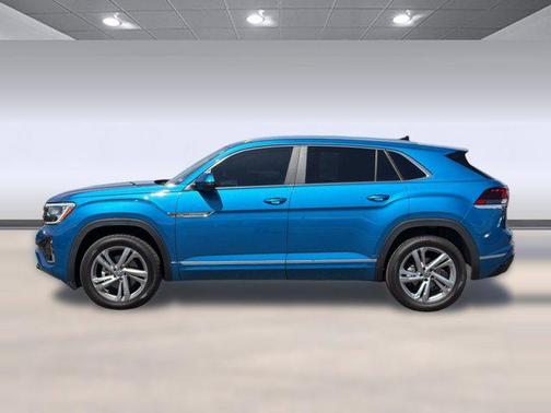 Kingfisher Blue Metallic 2024 Volkswagen Atlas Cross Sport 2.0T SEL