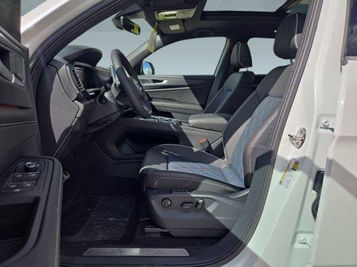 2026 Volkswagen Atlas Cross Sport 2.0T SEL Premium