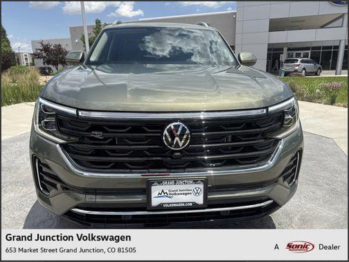 2025 Volkswagen Atlas 2.0T SEL Premium R-Line 4MOTION