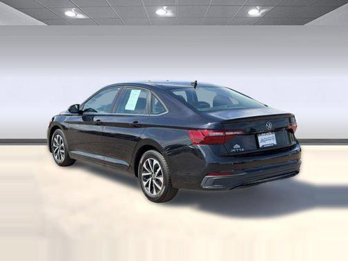 Deep Black Pearl 2024 Volkswagen Jetta 1.5T S