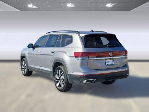 2025 Volkswagen Atlas 2.0T SE w/Technology 4MOTION