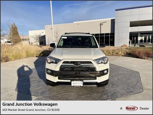 Photo 2 of 31 of 2019 Toyota 4Runner Limited Nightshade