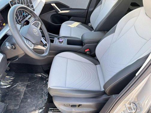 2026 Volkswagen Tiguan 2.0T SE 4MOTION