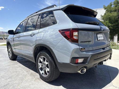 2022 Honda Passport AWD TrailSport