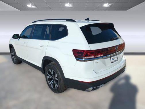 2025 Volkswagen Atlas 2.0T SE