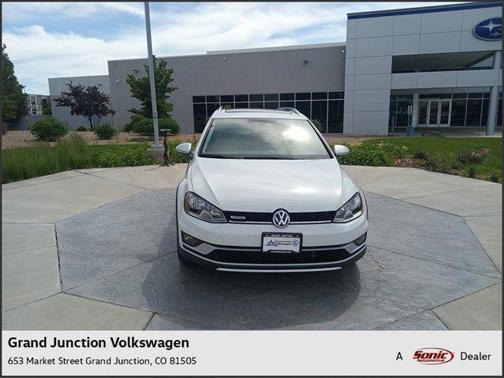 2017 Volkswagen Golf Alltrack TSI SEL