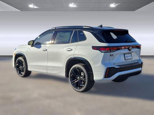 2026 Volkswagen Tiguan 2.0T SE R-Line Black 4MOTION