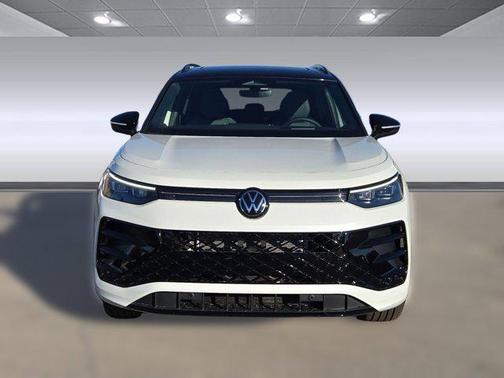 2026 Volkswagen Tiguan 2.0T SE R-Line Black 4MOTION