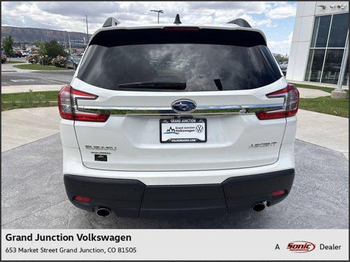 2024 Subaru Ascent Premium 7-Passenger