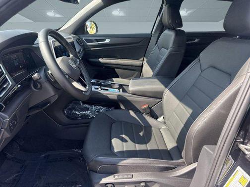 2026 Volkswagen Atlas Cross Sport 2.0T SEL