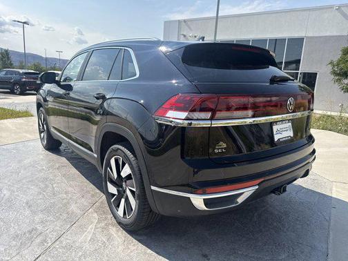 2026 Volkswagen Atlas Cross Sport 2.0T SEL