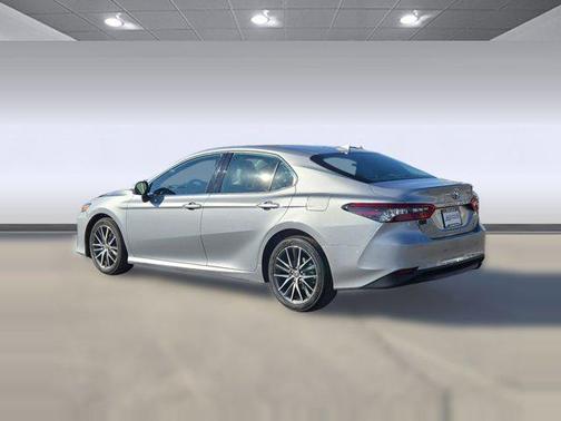 2023 Toyota Camry XLE