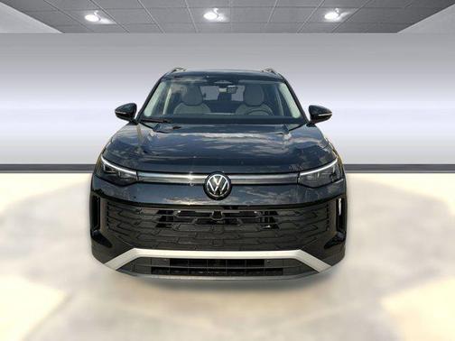 2025 Volkswagen Tiguan 2.0T SE 4MOTION