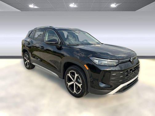 2025 Volkswagen Tiguan 2.0T SE 4MOTION