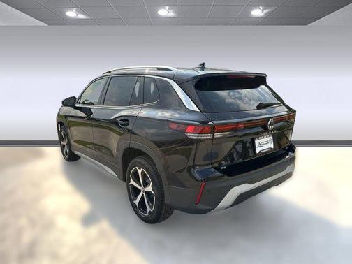 2025 Volkswagen Tiguan 2.0T SE 4MOTION