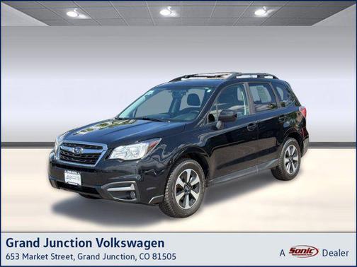 Crystal Black Silica 2018 Subaru Forester 2.5i Premium