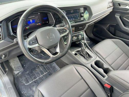 2022 Volkswagen Jetta 1.5T SE