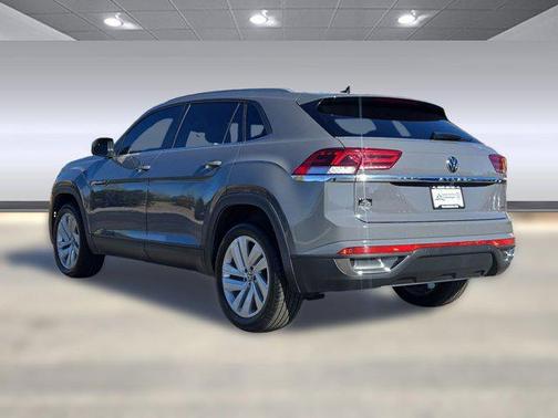 2021 Volkswagen Atlas Cross Sport 2.0T SE w/Technology 4MOTION