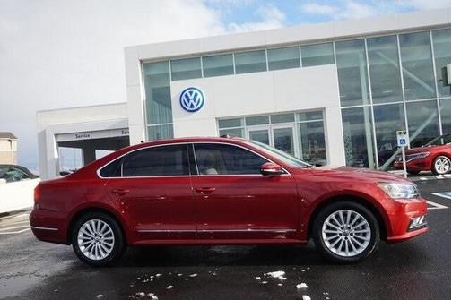 Fortana Red 2016 Volkswagen Passat 1.8T SE w/Technology